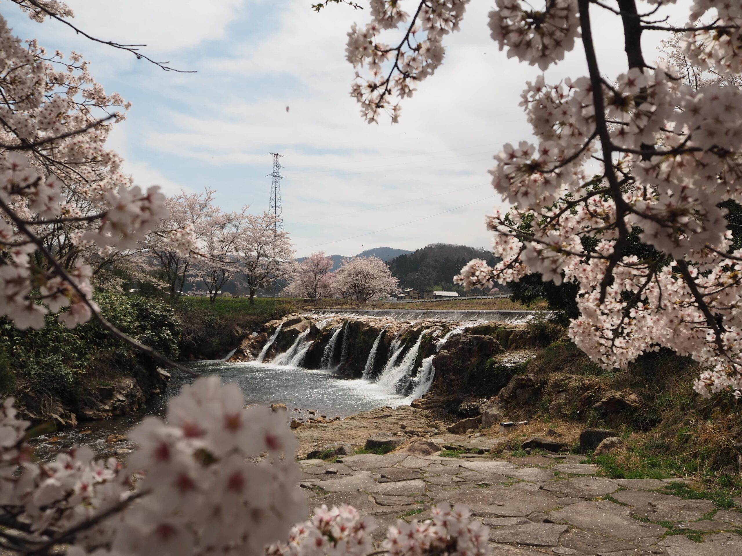 Junigataki Falls